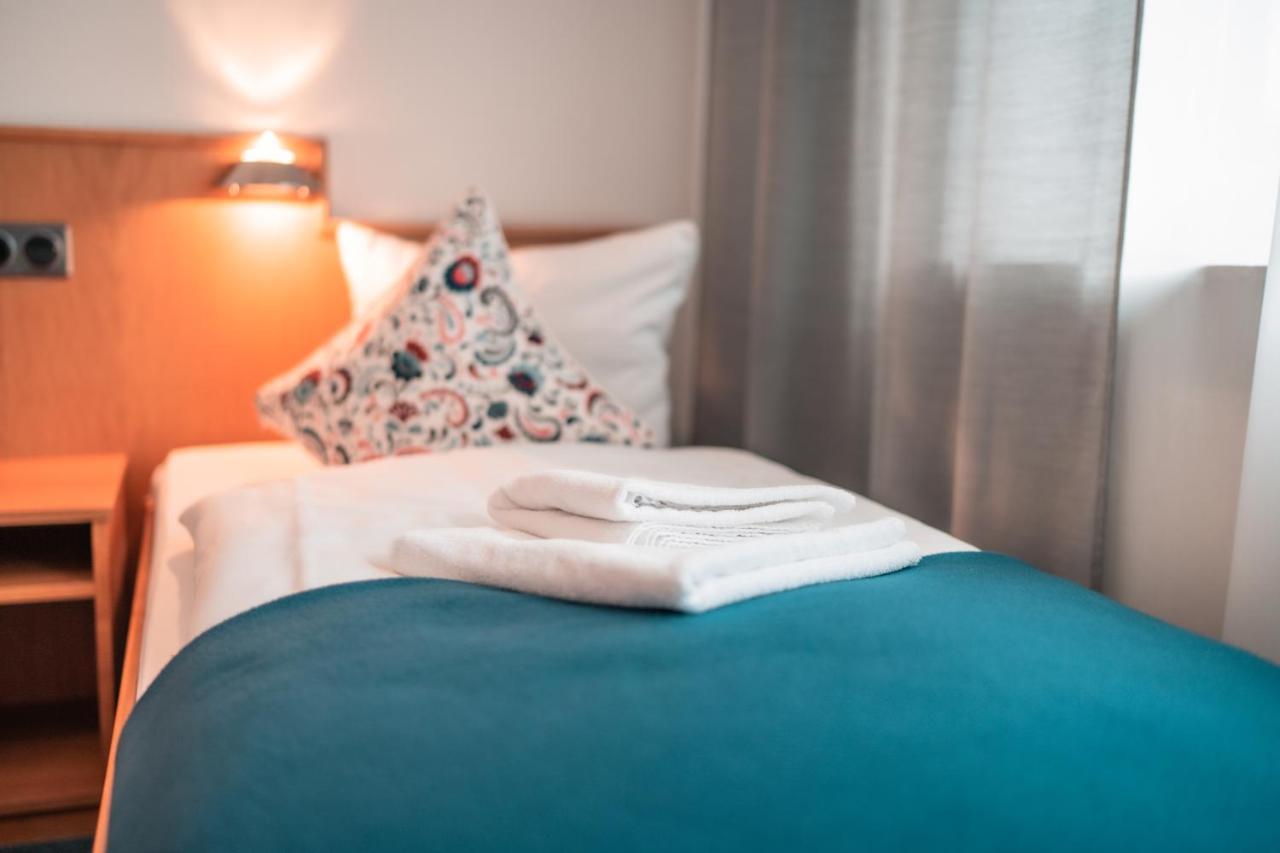 Bed & Breakfast Airport Lounge