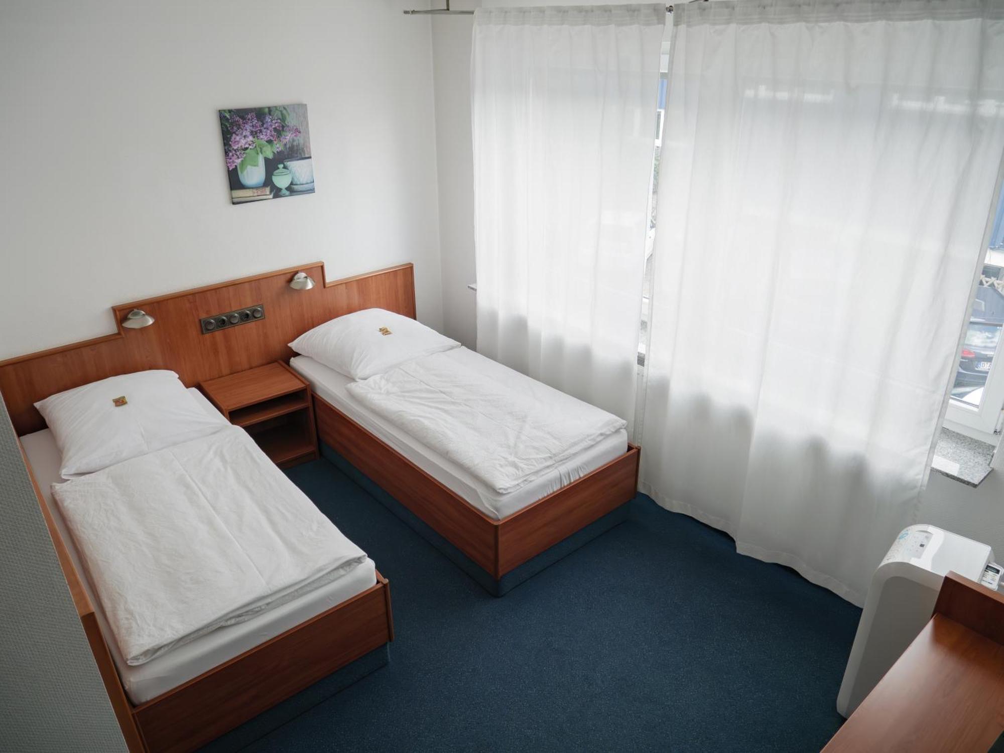 Airport Lounge Bed & Breakfast Dusseldorf